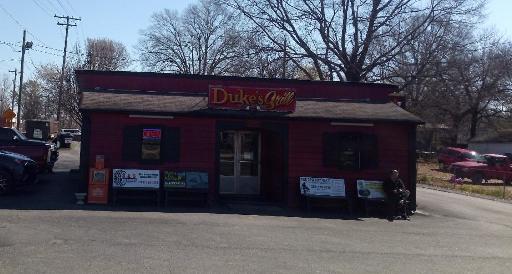 Duke&rsquo;s Grill Facade